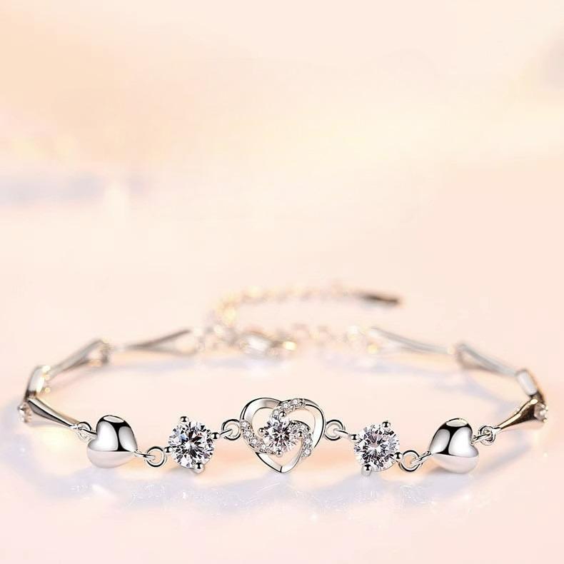 Women Bracelet fashion simple personality niche love heart bracelet jewelry for girlfriend