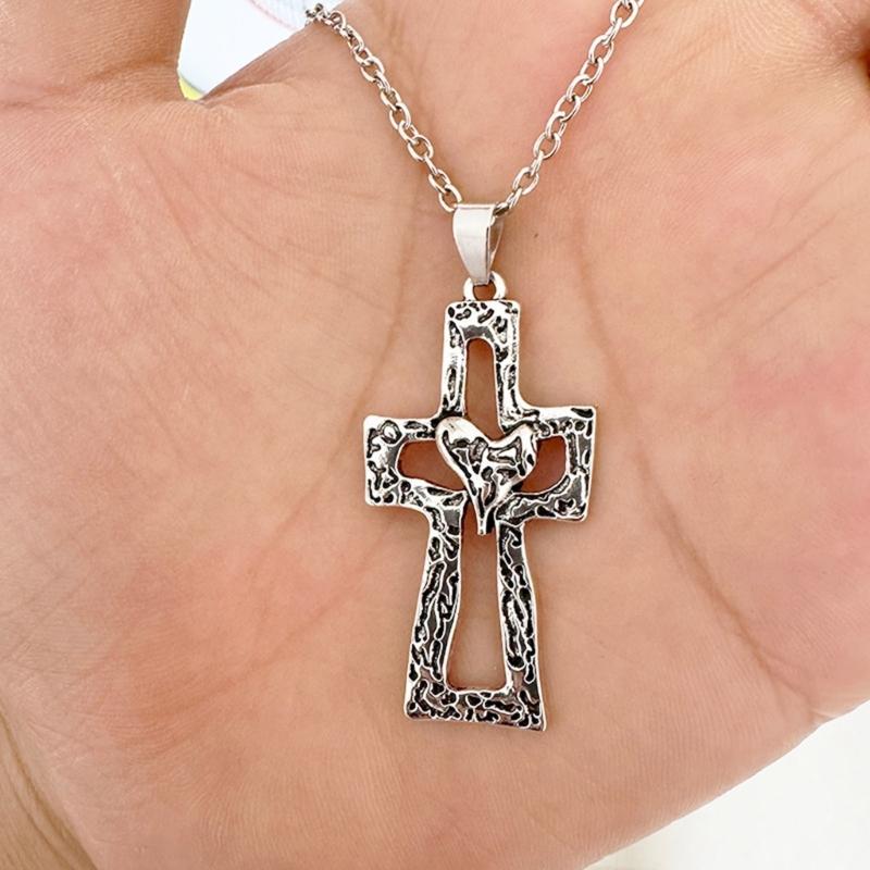 Stylish Religious Pendant Earring Heart Necklace Comfortable Jewelry Alloy Texture Suitable for Dating and Casual Event