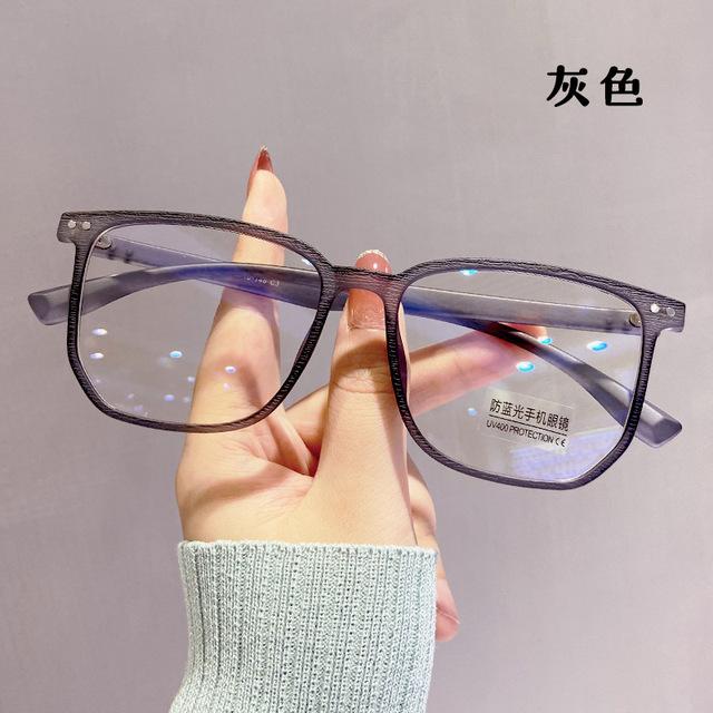 Мужские и женские законченные очки для близорукости — фото 11