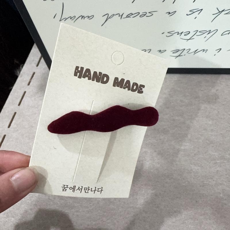 High-Quality Red Duckbill Hair Clip: Korean-Style Floral Fabric BB Clip for Spring and Autumn