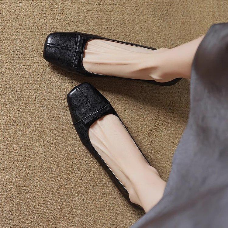 Bow square head flat heel new Chinese light mouth single shoes spring new not tired feet grandma shoes