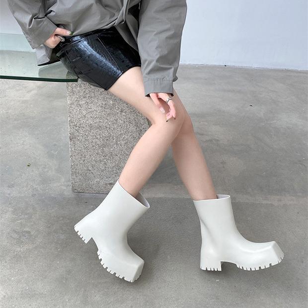 Nuovi stivali da pioggia Stivali da donna Stivaletti slip-on Scarpe corte con plateau alla moda Stivali impermeabili antiscivolo per stivaletti da pioggia da donna