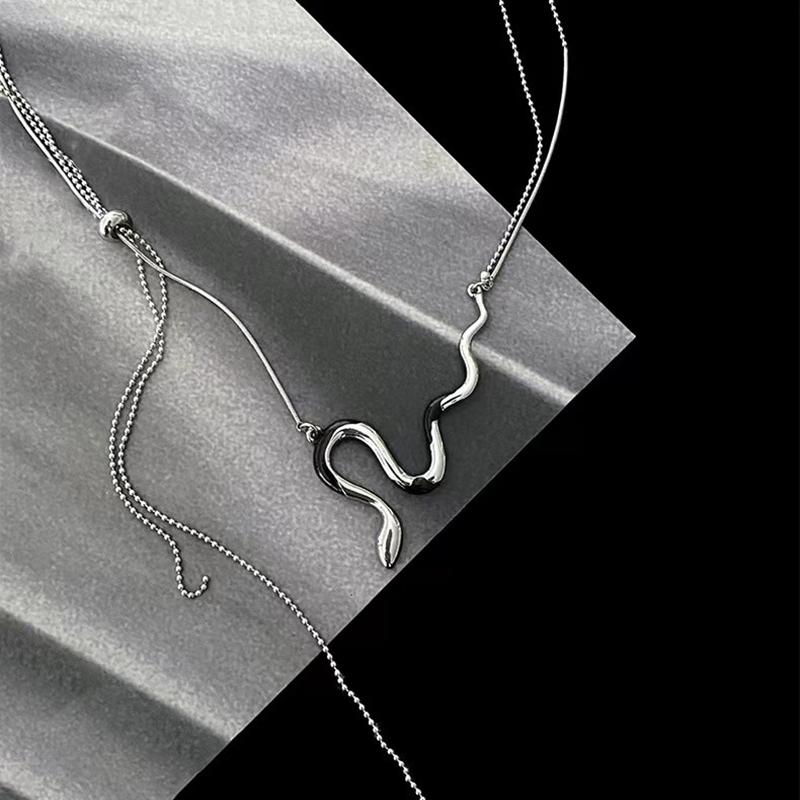 Women Neck Chain Snake Choker Necklaces Neck Chain Double Layer Pendant Jewelry For Girls