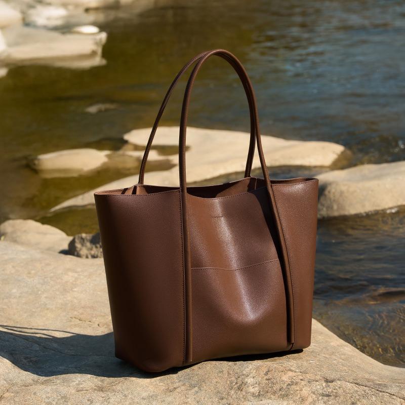 Big bag women's genuine leather women's bag cowhide new women's shoulder bag underarm large-capacity commuting high-end tote bag women