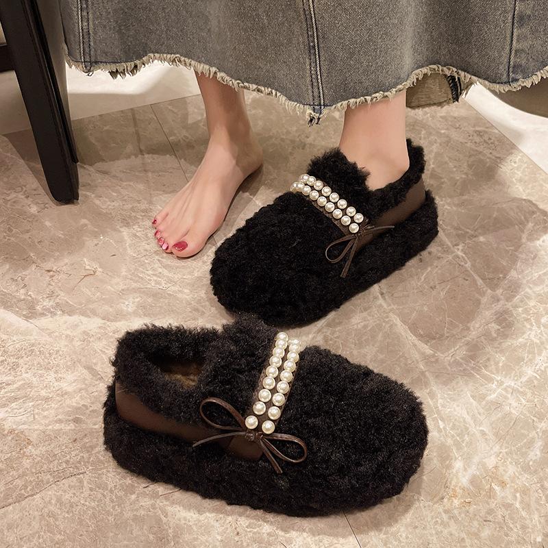 Women's Shoes Mao Mao Shoes Women's 2025 Winter New Outer Wear Flat-bottomed Pearl Decoration Korean Version Doudou Shoes One-pedal Fairy
