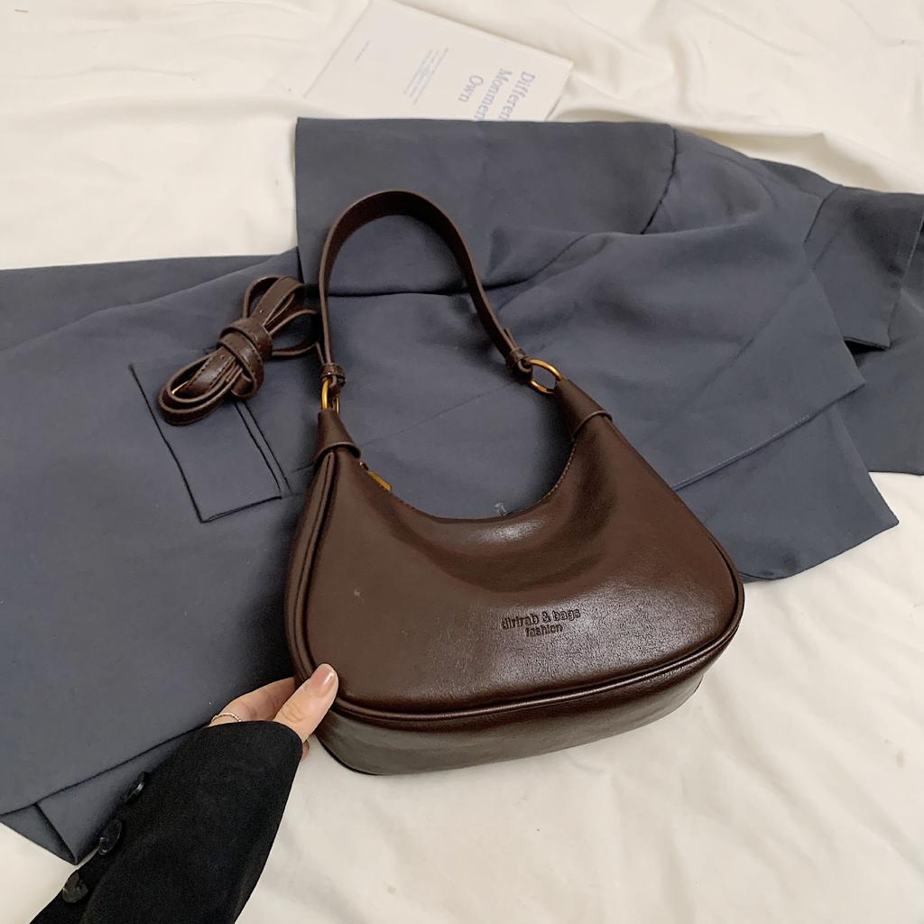 Outside Versatile Underarm Bag Women's Autumn and Winter Casual Women's Messenger Bag Retro Fashion Large Capacity Shoulder Bag Customization