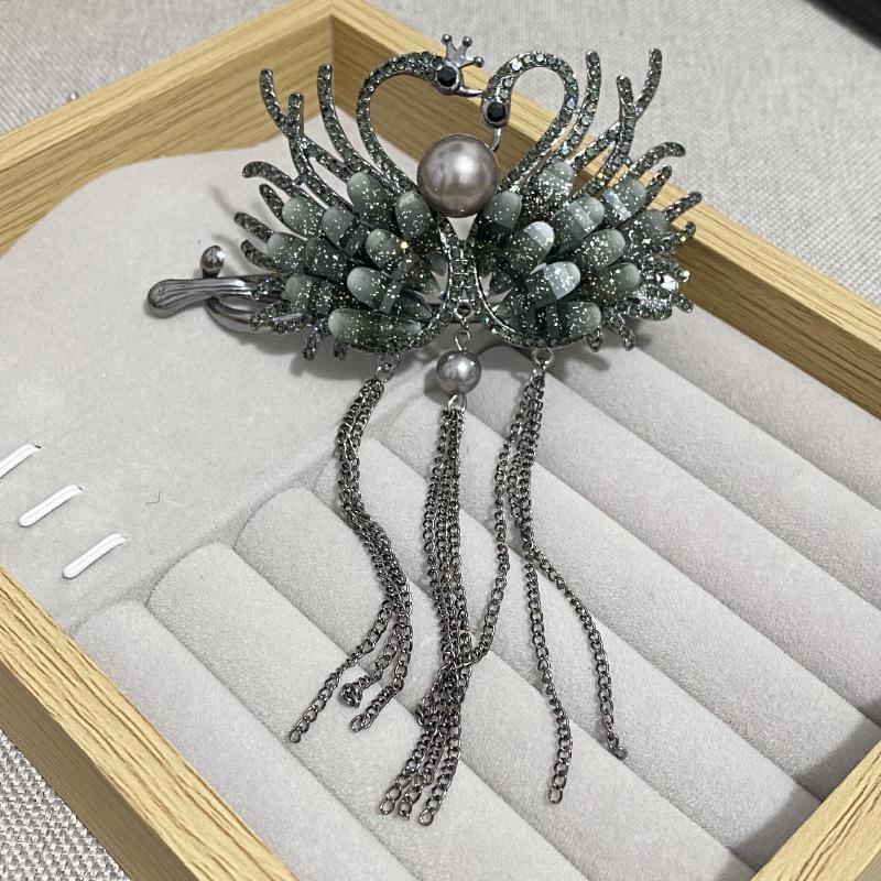 Elegant Black Butterfly Tassel Hair Clip for Updos