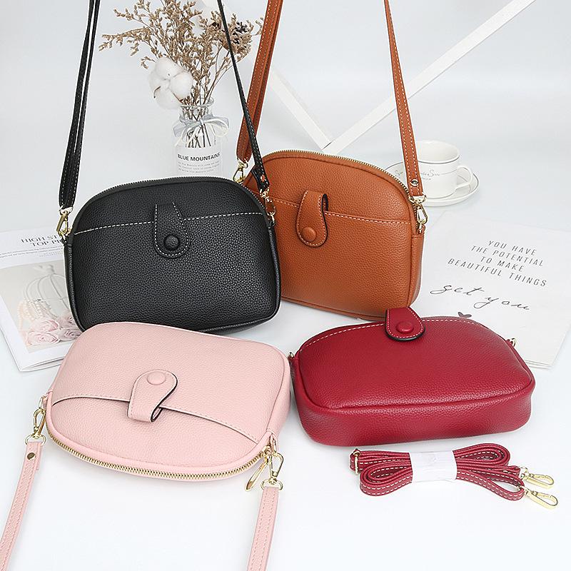 Women's Fashionable Shoulder & Messenger Bags: Trendy, High-End, and Versatile Small Square Designs