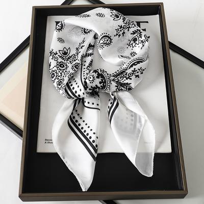 Accessoires – Schals & Tücher