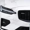 Car Styling Body Trunk 3D Metal R Design Emblem Grille Badge Stickers Decal For Volvo S60 S80 S90 XC90 XC60 XC40 V50 V70 V60 S40