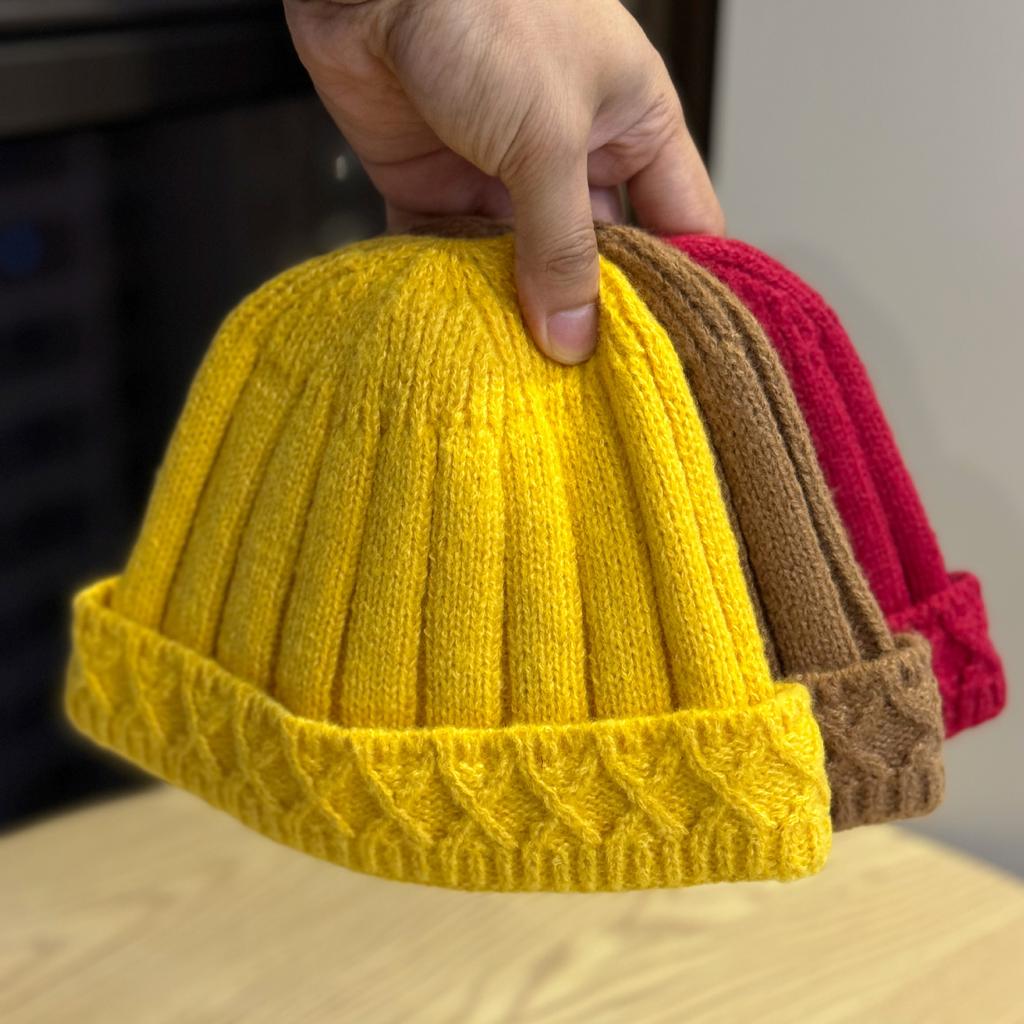 Solid Color Knitted Simple Men's and Women's Casual Watermelon Woolen Hat To Keep Warm and Prevent Cold Show Face Small Pullover Cold Hat