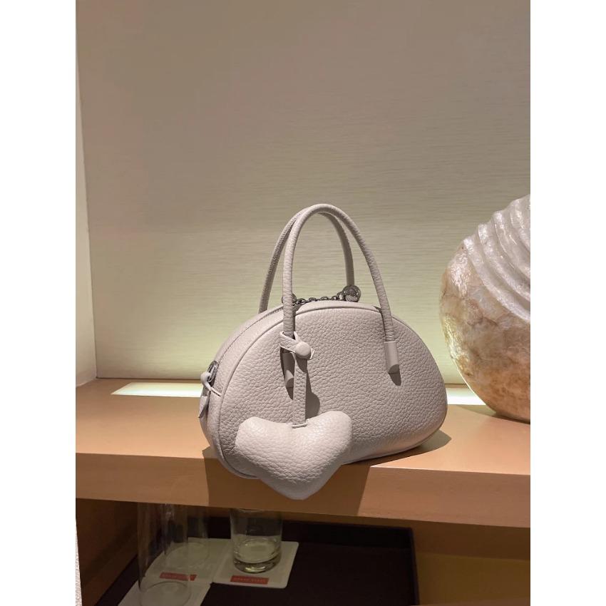 Роскошная мягкая кожаная сумка через плечо для женщин — фото 12