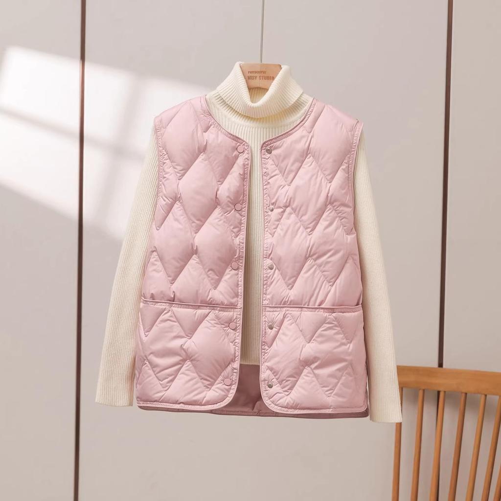 Women's 90 White Duck Down Quilted Vest - Lightweight, Warm Outerwear for Autumn/Winter 2026 Fashion.