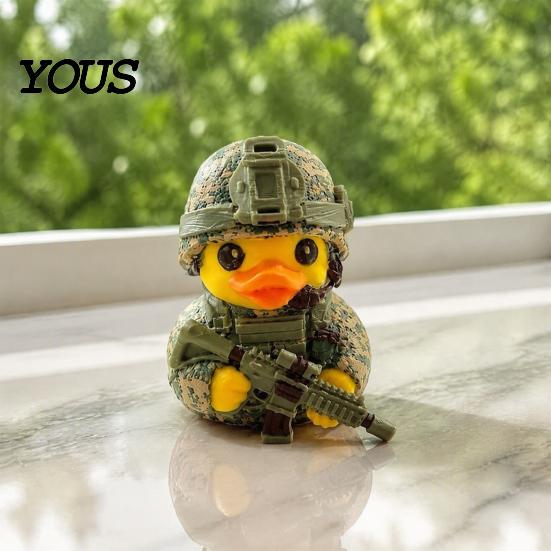 Cool Gaming Setup Props Tactical Yellow Duck Figurine, Resin Ornament with Camouflage Combat Durable Craft Gear, Soldier Statue for Home Office