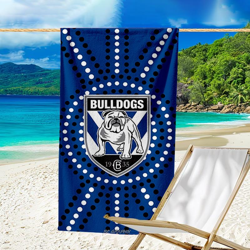 Bulldogs Team Crest Design Microfiber Beach Towel, Lightweight And Quick-Dry, for Summer Travel, Beach Essential, Swimming Pool Outdoor