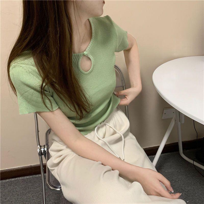Summer Sexy Hollow Button Knitted Short Sleeved T-shirt with Women's Design Sense Short Style Interior Look Thin Bottom Shirt Top