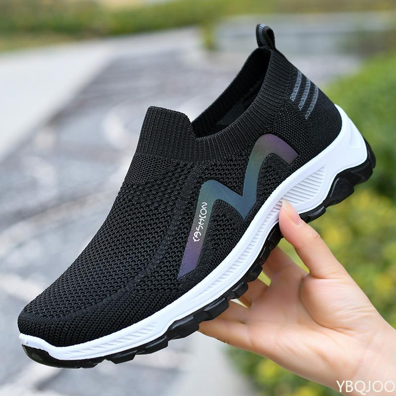 Spring summer mesh men's sports shoes with soft sole soft surface anti slip wear-resistant simple comfortable shoes