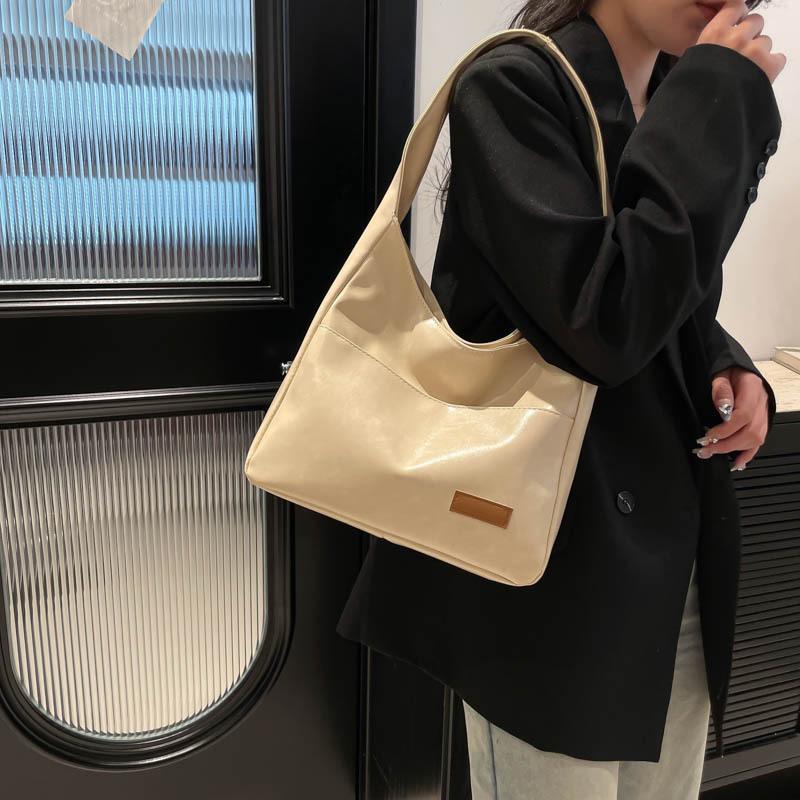 High-texture small bag 2025 new casual solid color women's bag popular large-capacity retro shoulder armpit bag