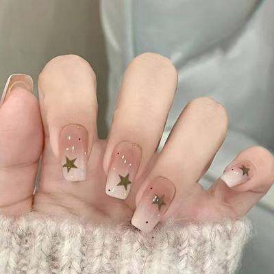 24 st Gradient Enkla Stjärnor Franska Lösögonfransar med Lim Cat Eye Korta Kista Press-on Nails Heltäckande Bärbar Glansig Manikyyr