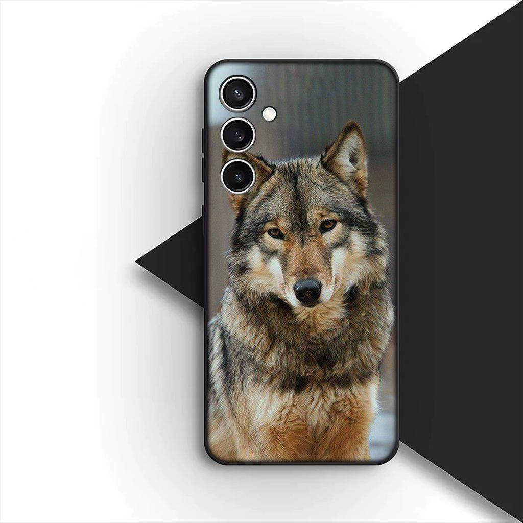 Casing for Motorola Moto G55 G45 G75 G85 G35 Edge 50 30 Fusion 40 NEO Ultra Pro Phone Cover Soft Case Lion Stalking Wolf Art