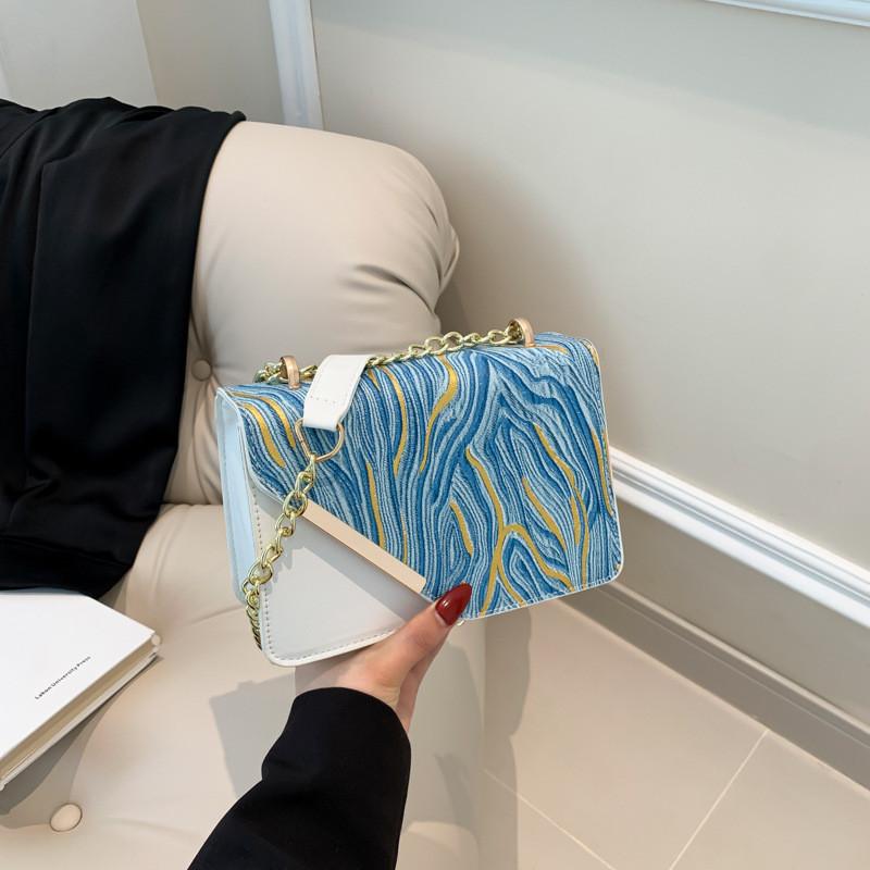 Trendsetting Single Shoulder Small Square Handbag In Black Green Magenta Blue For Fashionable Women