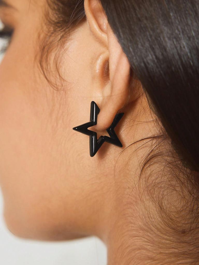 1pair Fashionable Star Design Hoop Earrings for Women for Daily Decoration