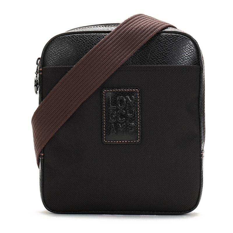 

Longchamp Boxford 19 Zipper Logo Adjustable Shoulder Strap Leather Trim Crossbody Bag Small Men crossbody bag Black 1712080001 Black