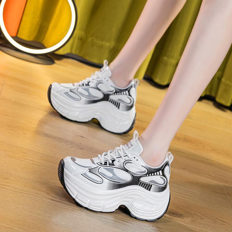 Genuine Leather Chunky Sneakers Women Flat Platform Shoes Thick Sole 9cm Brand Ladies Sneakers