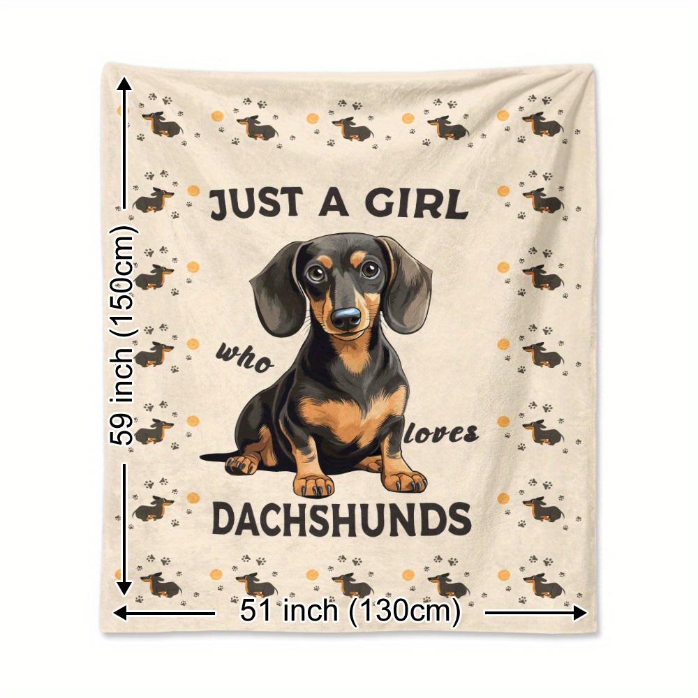 Dachshund-Themed Soft Flannel Throw Blanket - Cozy, Warm Cartoon Dog Design for Naps, Camping, Travel & Home Decor - Perfect Gift for Pet Lovers