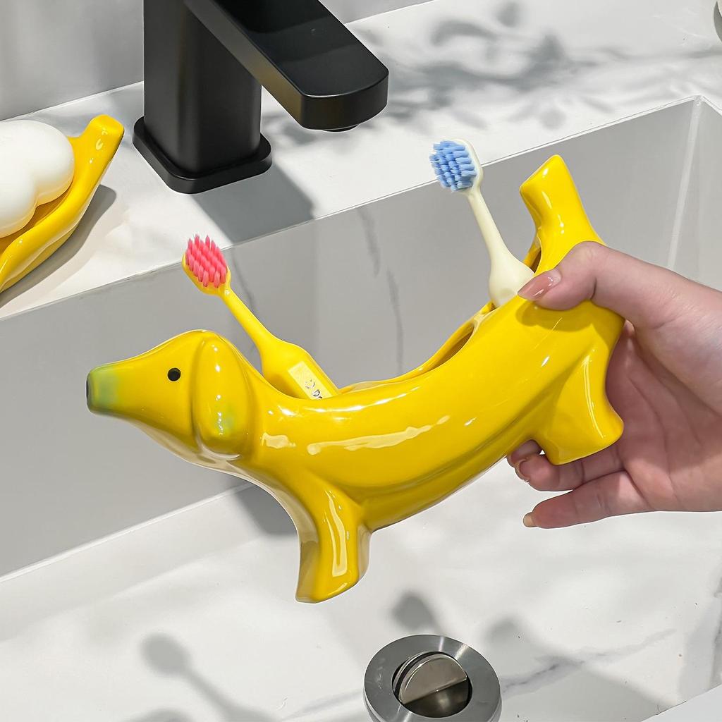 Banana dog ugly cute electric toothbrush Toothpaste shelf