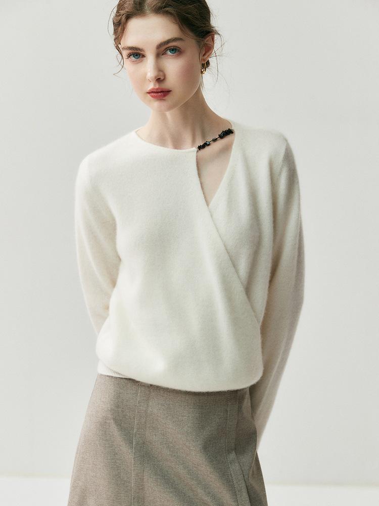 Women's Asymmetrical Cross-Collar Cashmere Sweater with Rolled Cuffs – Elegant Autumn/Winter Knitted Base Layer