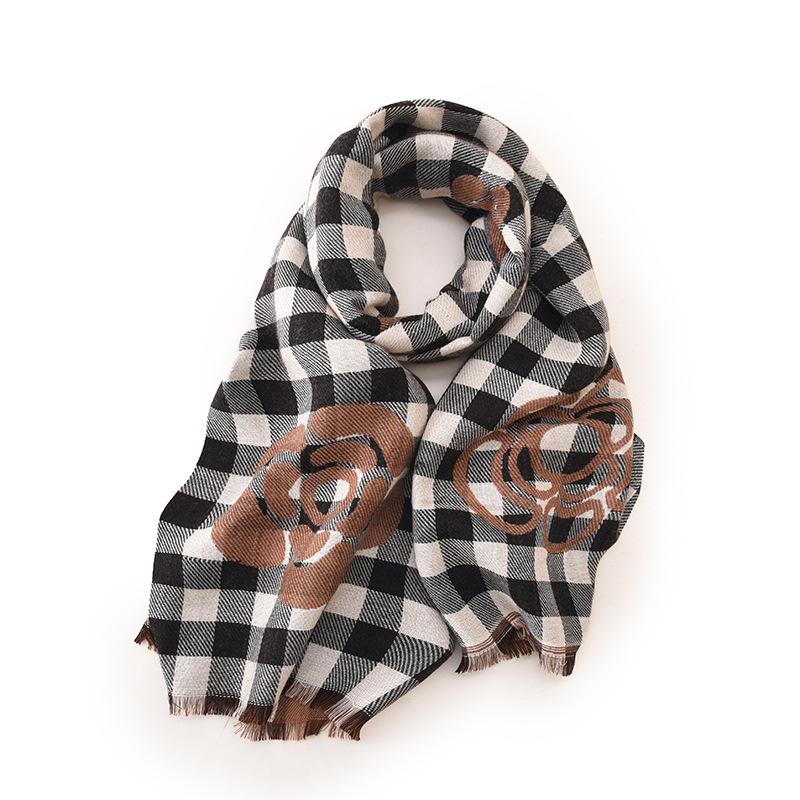 New Style Scarf for Women High End Autumn and Winter Anti cold and Warm Plaid Scarf  Printed Tassel Mid-length Scarf Shawl