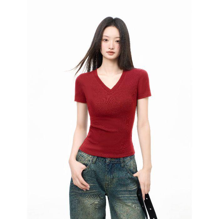 Black v-neck short-sleeved t-shirt women's summer slim-fit front shoulder bottoming shirt with a new top inside