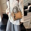 2025 New Autumn and Winter Versatile Tote Bag Women's Fashion Handbag Versatile Light Luxury Shoulder Bag Large-capacity Messenger Bag