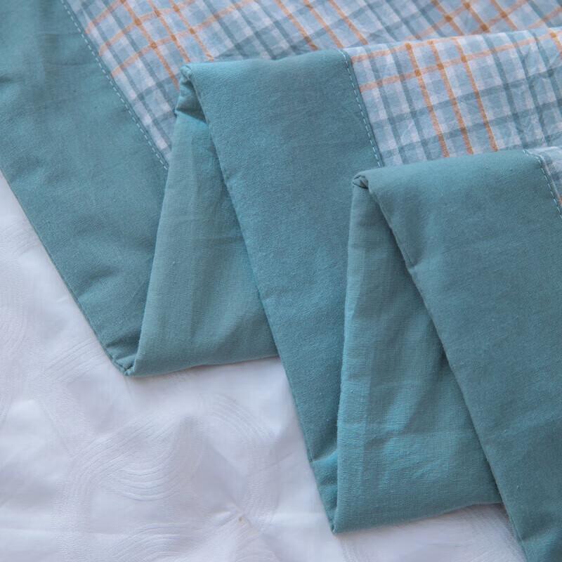 Faunen All-Season Polyester Quilt
