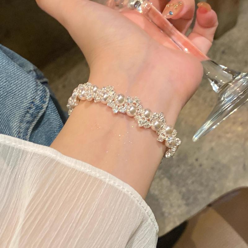 1Pc Retro Synthetic Diamond Imitation Pearls Bracelet For Women Simple Handmade Beaded New Elegant Luxury Jewelry Gifts For Fema