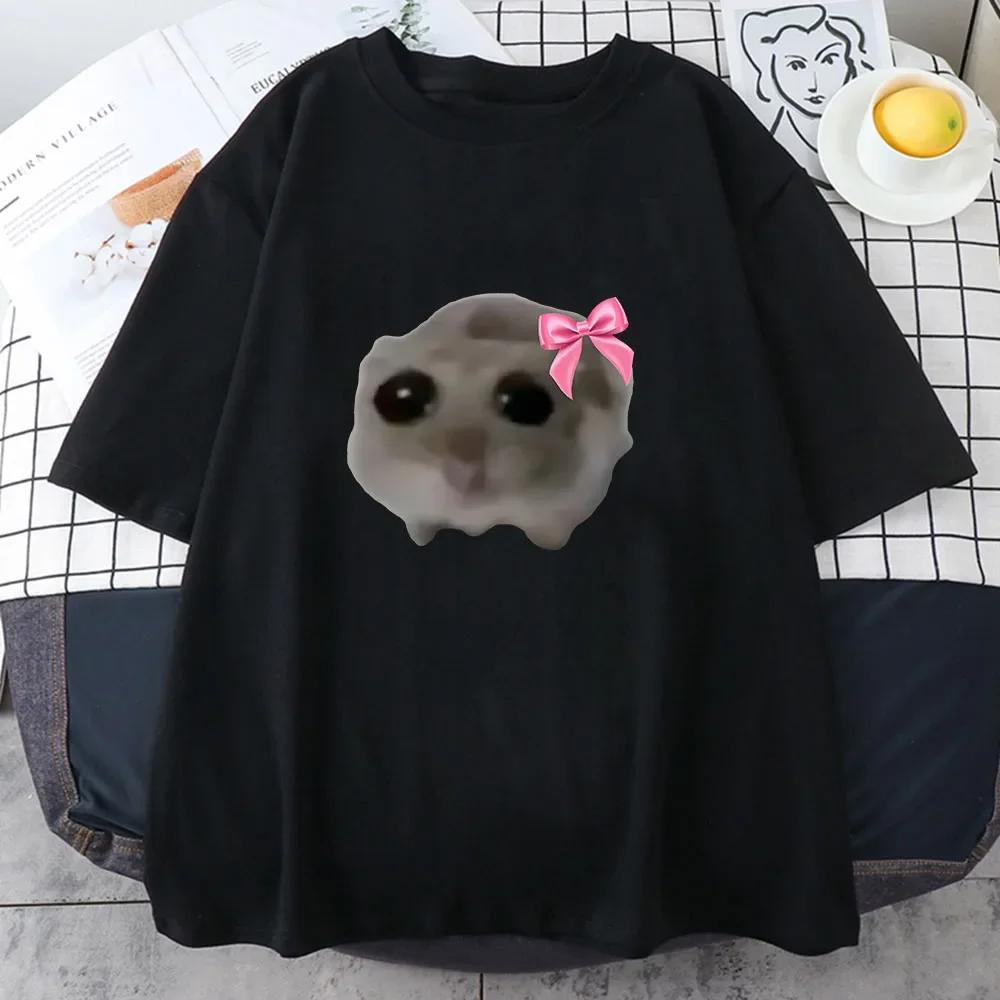 2025 Sad Hamster Tshirt Cartoon Graphic Printed Teeshirt Pink Summer Comfortable Tshirt Streetwear Short Sleeve Women Unisex Tee
