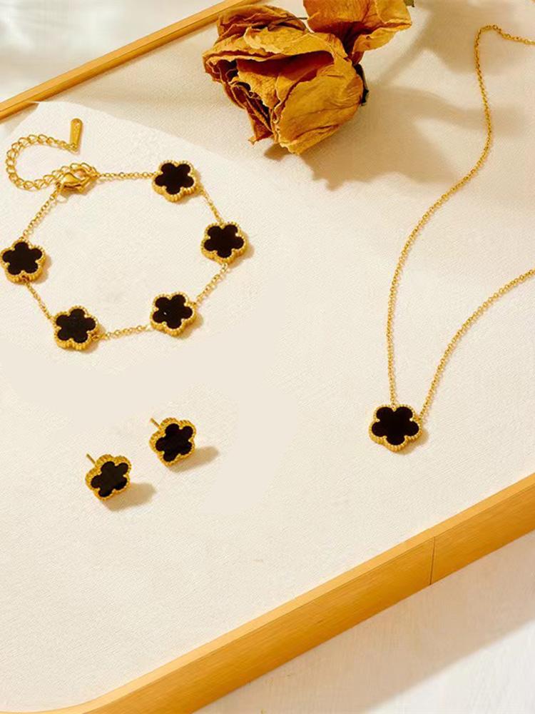 

3 предмета из нержавеющей стали: ожерелье из пяти листьев цветущего растения сливы, браслет, серьги, комплект женских украшений чёрный