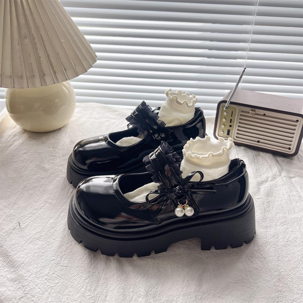 School season girls leather shoes 2025 autumn new foreign versatile princess shoes black loafer performance shoes medium and old children