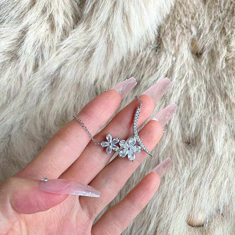Women s High-End Zirconia Floral Necklace – Elegant Fairy Cool Style Clavicle Chain Jewelry. ожерелья с цветами