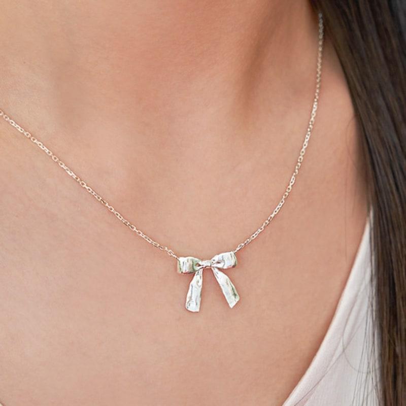 

POSTLUDE [SILVER] L RIBBON PENDANT necklace (2 COLORS) SILVER_42cm