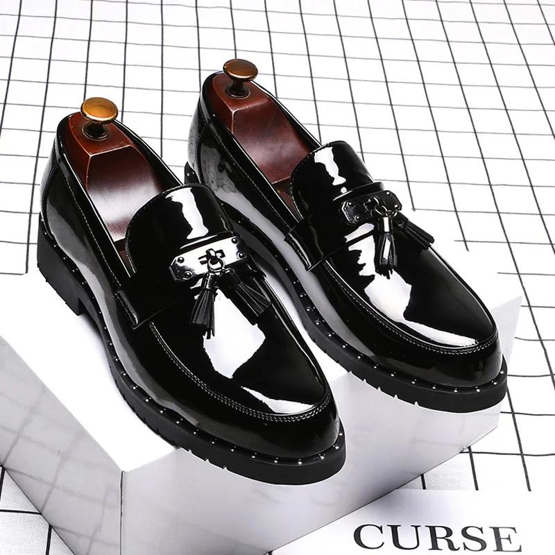 Italy Luxury Brand Loafers Men Shoes Tassel Man Designer British Style Lacquered Leather Mens Shoes Thick Bottom Wedding Shoes