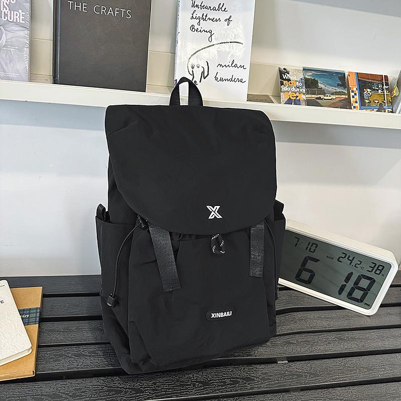 Outdoor leisure backpack Large capacity travel bag School bag Waterproof high value mountaineering bag Air cushion strap