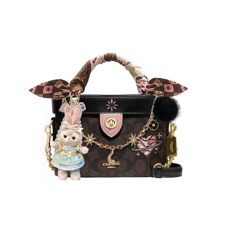 

COACH handbag [Customized bag] Kay 20 classic presbyopia logo logo zipper closure star moon sun chain doll fur ball ribbon Blurred basic style чорний