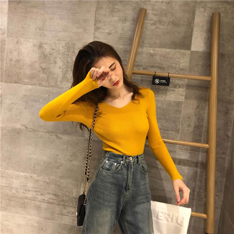 Women's Trendy Retro V-neck Knitted Slim Fit Sweater - Long Sleeve, Warm Base Layer for Autumn/Winter