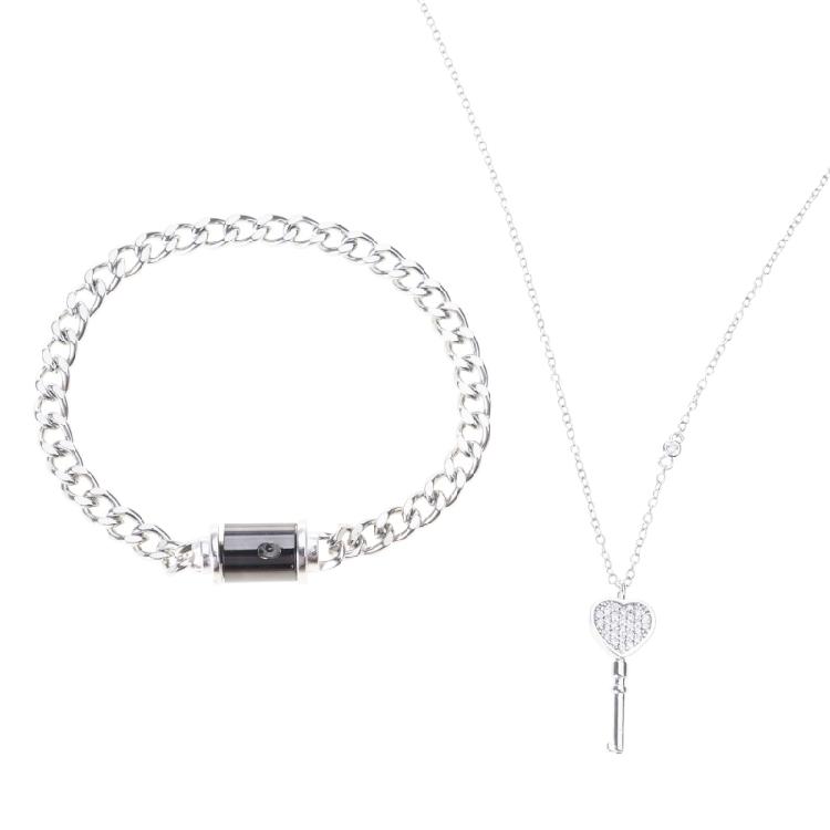 

2Pcs Fashion Lock Charm Bracelet Stainless Steel Heart Key Pendant Necklace Metal Chain Bangle Fashion Jewelry 1