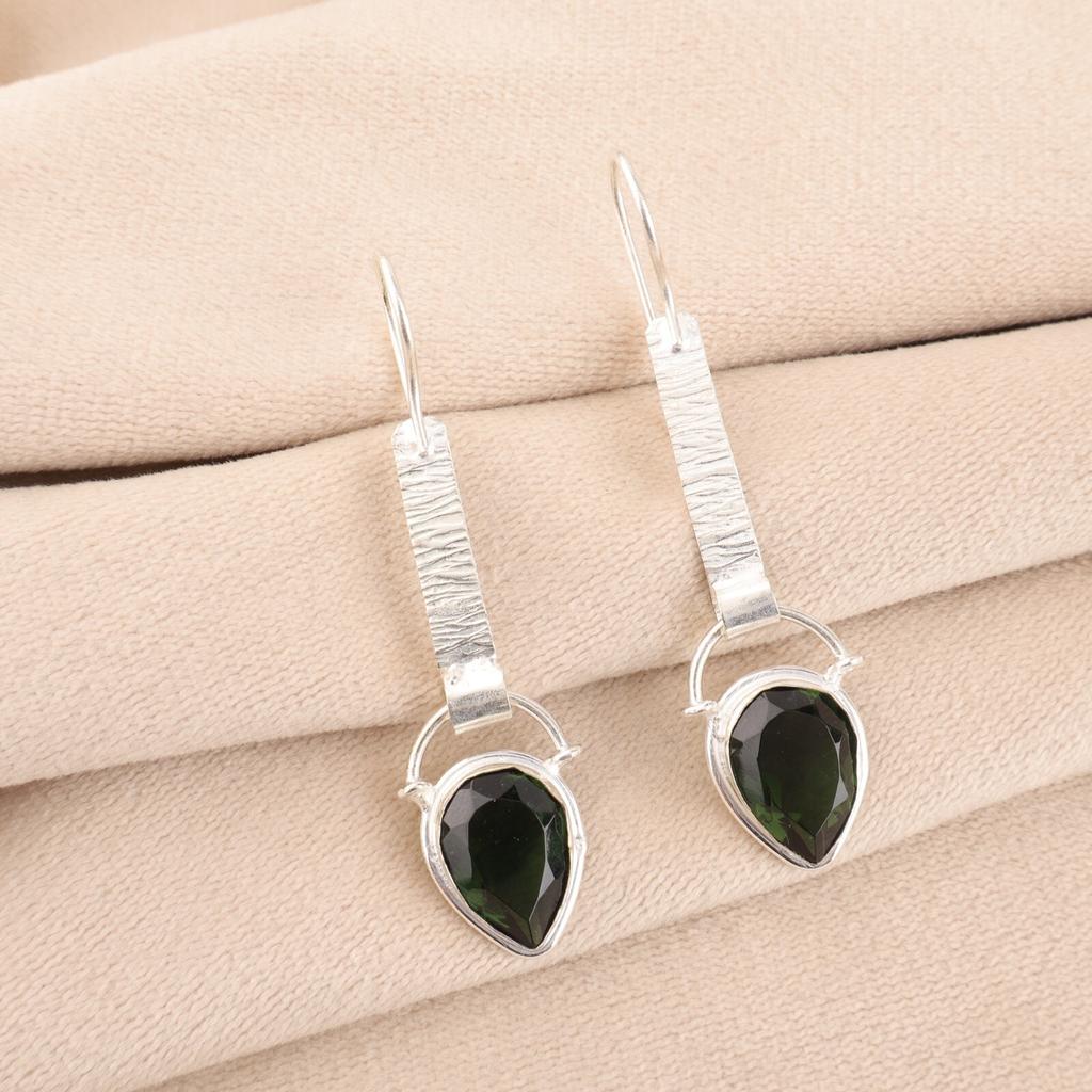 Zielony Turmal Kamień Szlachetny Biżuteria ze Srebra Próby 925 Ręcznie robione Kolczyki 2,3" EE-166-13