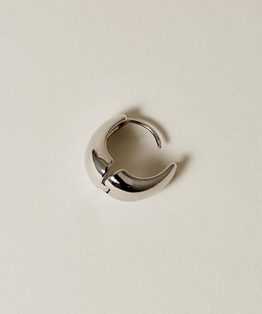 Novice Tokyo Compact Oval Pierce / Silver