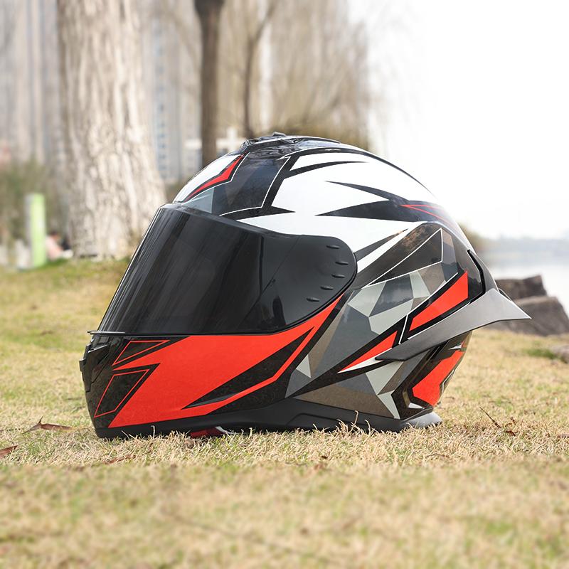 966Motorcycle helmets, men's and women's full face helmets, four season personalized large tail wing motorcycle running helmets