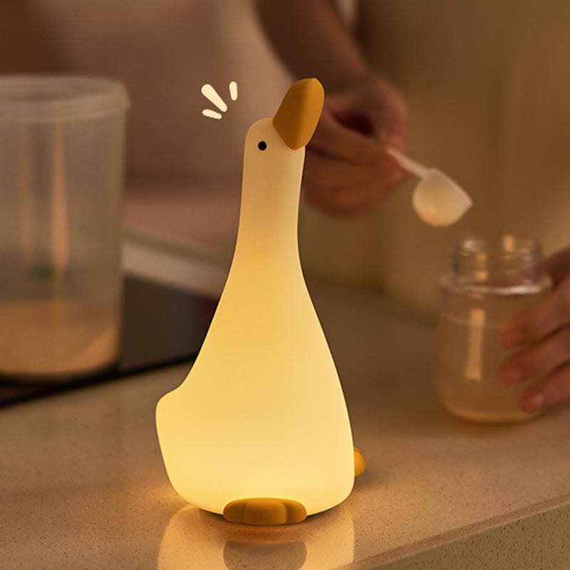 Rechargeable Silicone Night Light - Tap to Illuminate, Ideal for Bedside and Gifts